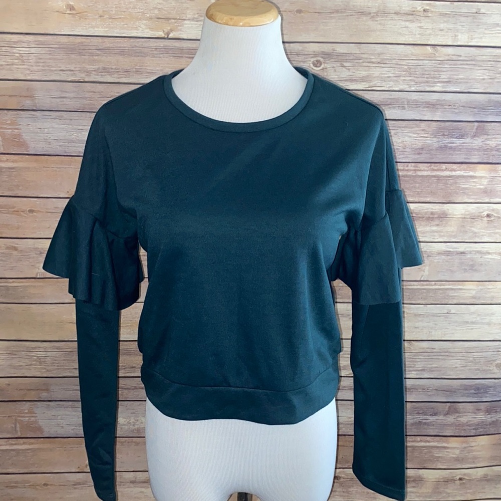 🎈Sale🎈Romeo & Juliet Couture Cropped Ruffle Sleeve